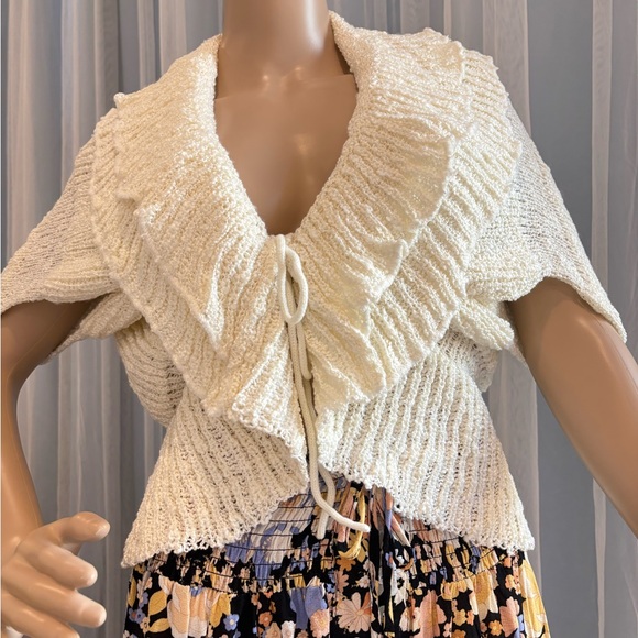 Saga - Picture 2 of 9